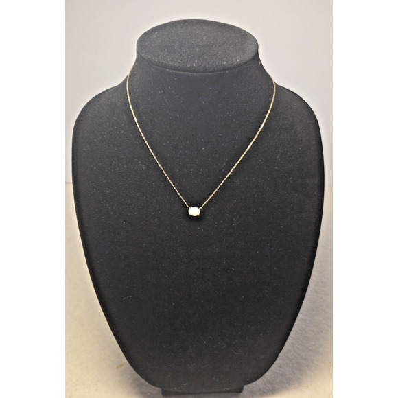 Dainty 10 K Gold Necklace with Floating Pearl/opal? Pendant - Picture 1 of 3